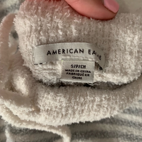 Fuzzy loungewear pants (Express and AE) - Picture 3 of 4